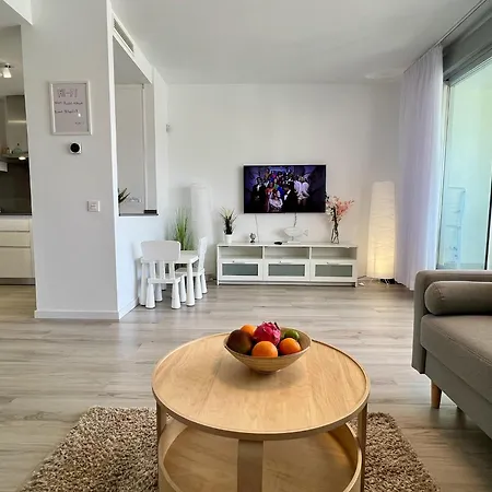 Brand New With Mountain And Sea View Apartment